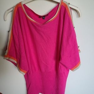 Cable & Gauge pink sweater button detail EUC M